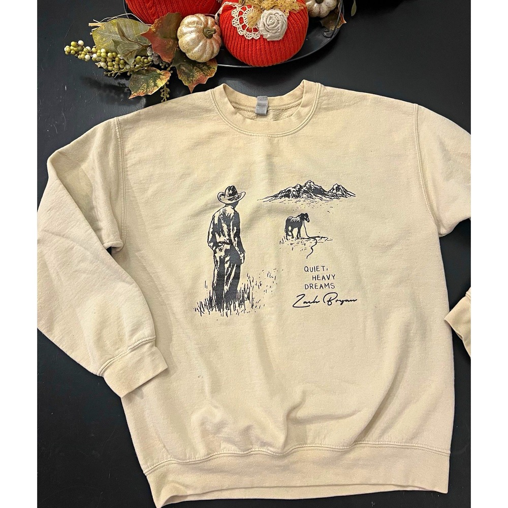 Gildan Tan Zach Bryan Crew Neck Pullover Sweatshirt Quiet Heavy Dreams Sz M